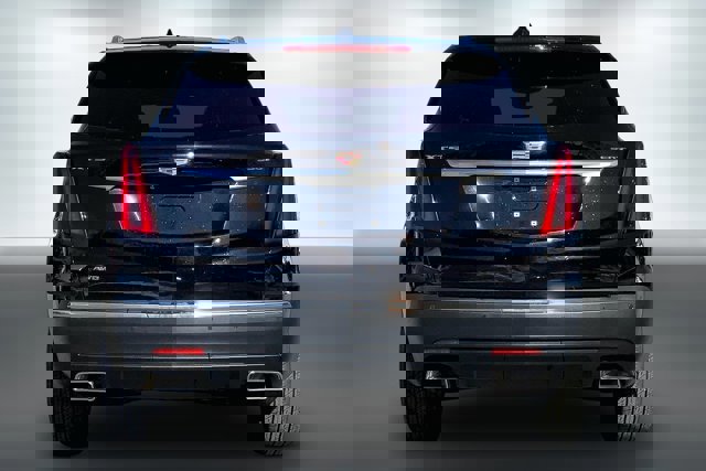Used 2024 Cadillac XT5 Luxury image 3