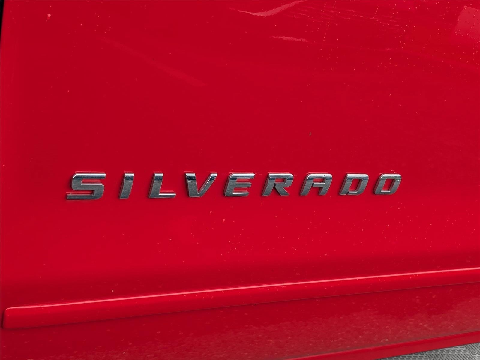 Used 2017 Chevrolet Silverado 1500 LT w/ All Star Edition AWD/4WD image 9
