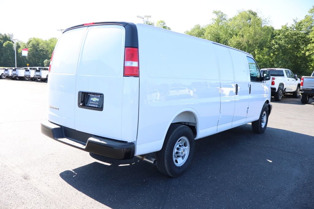 New 2026 Chevrolet Express 2500 Extended w/ Driver Convenience Package RWD image 26