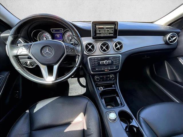 Used 2015 Mercedes-Benz GLA 250 4MATIC image 15