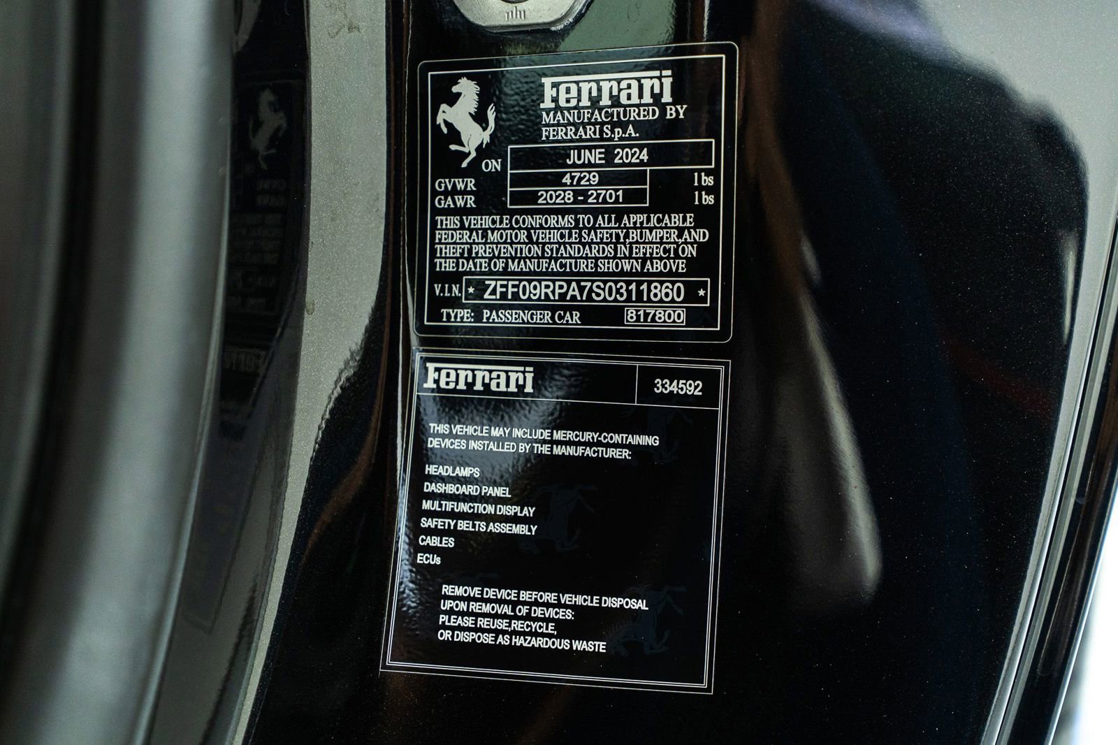 Certified 2025 Ferrari Roma Spider RWD image 9