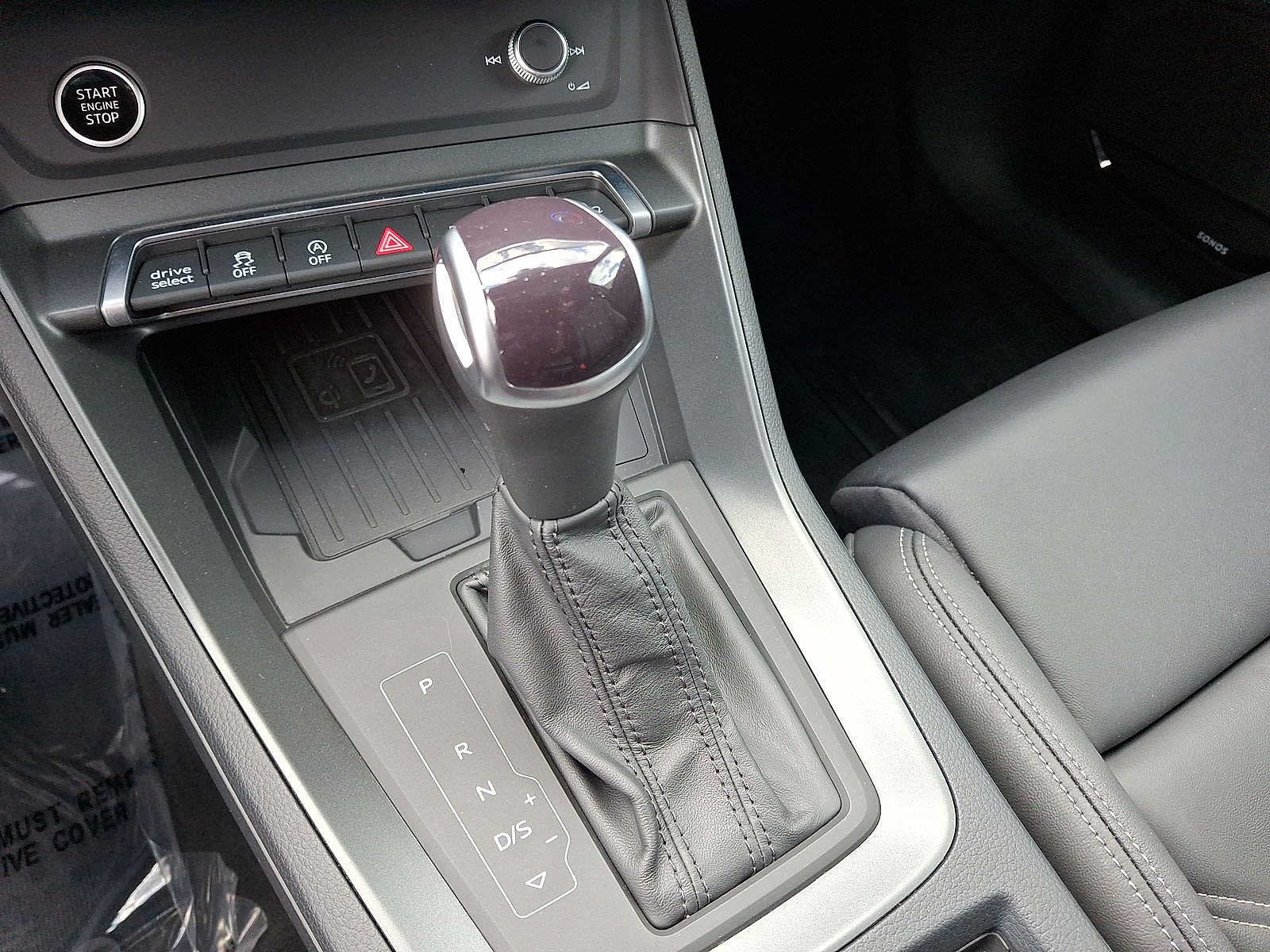 Used 2024 Audi Q3 2.0T Premium Plus w/ Premium Plus Package AWD/4WD image 18
