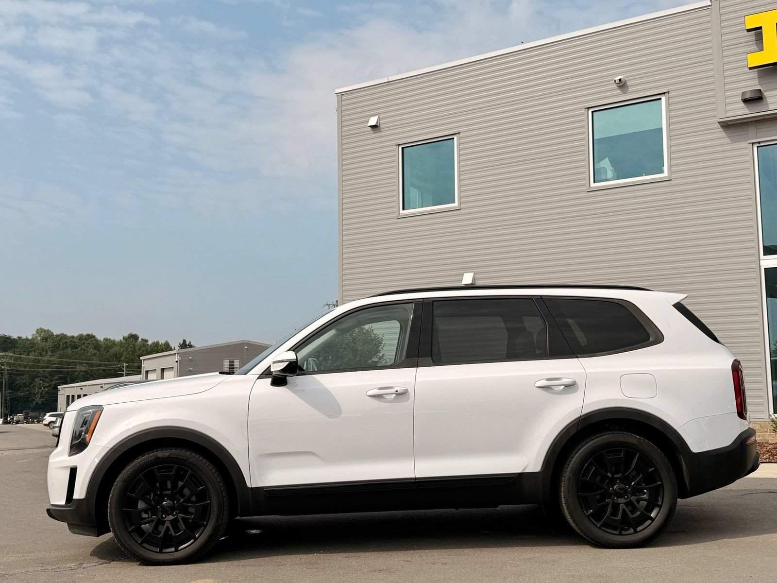 Used 2021 Kia Telluride SX w/ SX Prestige Package AWD/4WD image 12