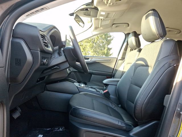 New 2026 Ford Escape SE FWD image 9