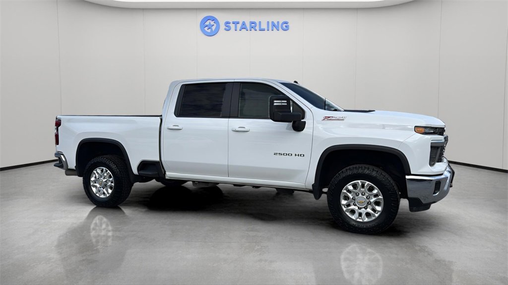 Used 2024 Chevrolet Silverado 2500 LT image 12