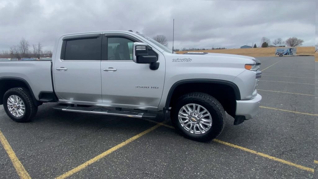 Certified 2022 Chevrolet Silverado 3500 High Country w/ Z71 Off-Road Package image 2
