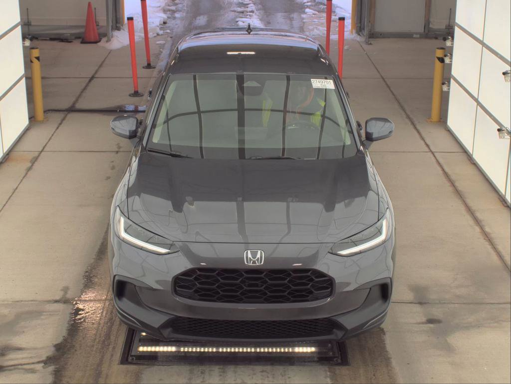 Used 2025 Honda HR-V LX image 2