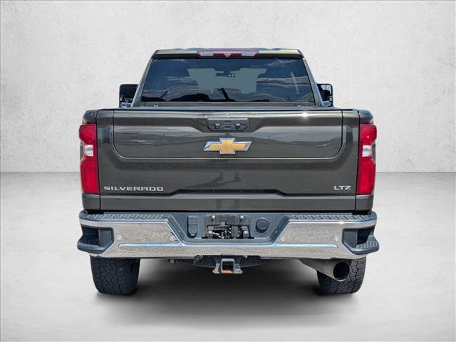 Used 2022 Chevrolet Silverado 2500 LTZ w/ LTZ Plus Package AWD/4WD image 6