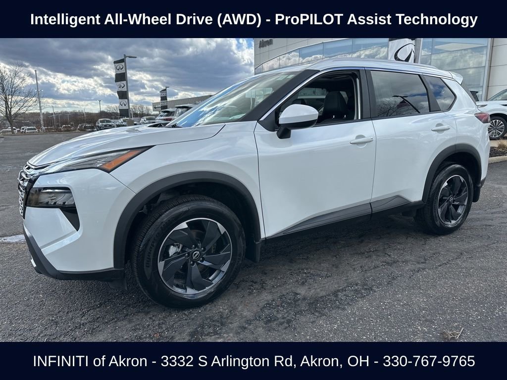 Used 2026 Nissan Rogue SV w/ SV Premium Package AWD/4WD image 3