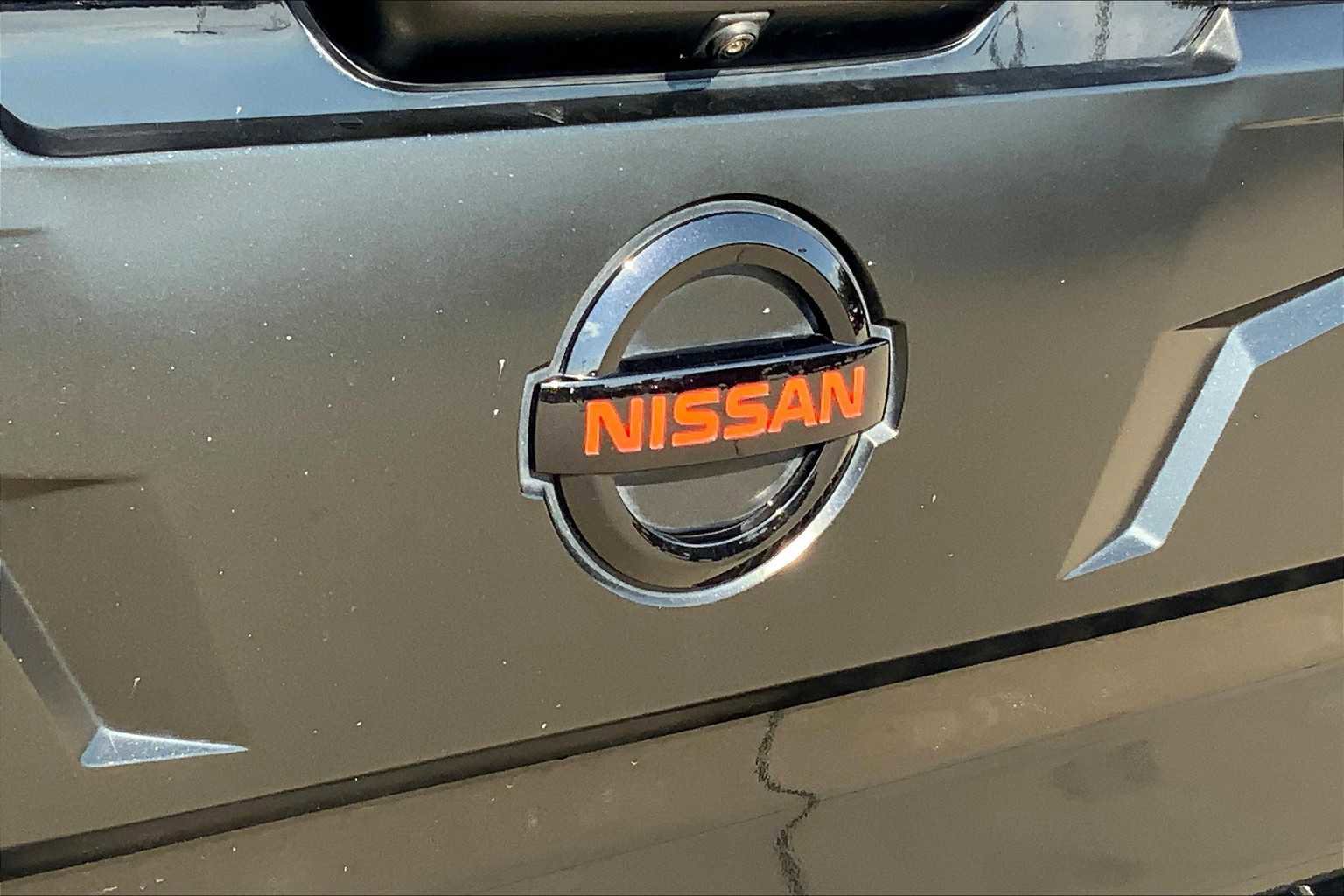 Used 2021 Nissan Titan PRO-4X w/ Pro-4x Utility Package image 28