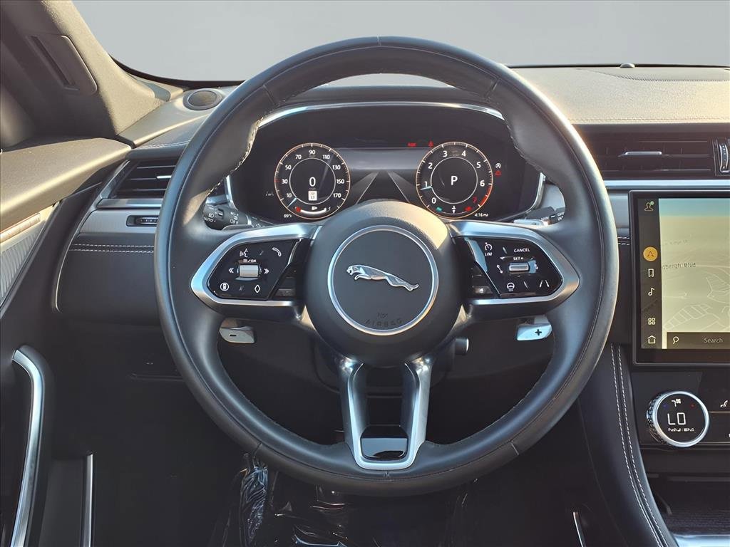 Used 2025 Jaguar F-PACE R-Dynamic S image 17