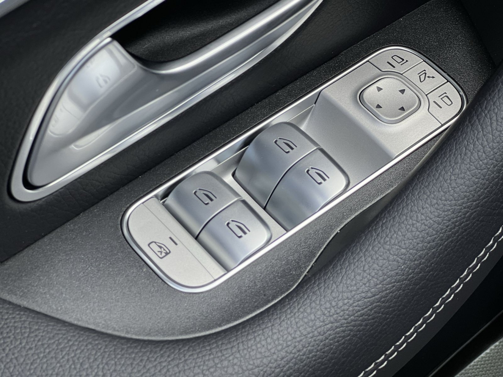 New 2027 Mercedes-Benz GLE 450 4MATIC Coupe image 20