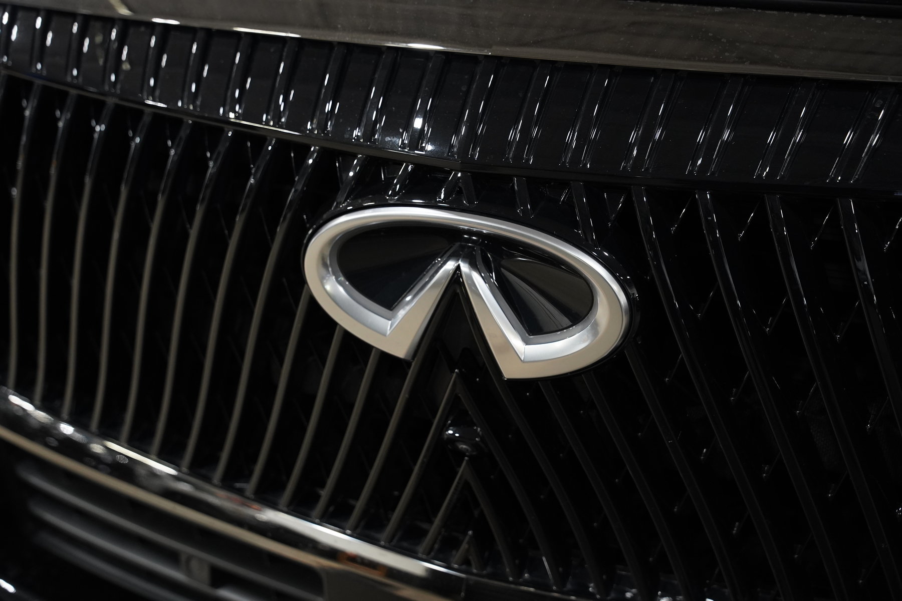 Used 2025 INFINITI QX80 Autograph AWD/4WD image 22