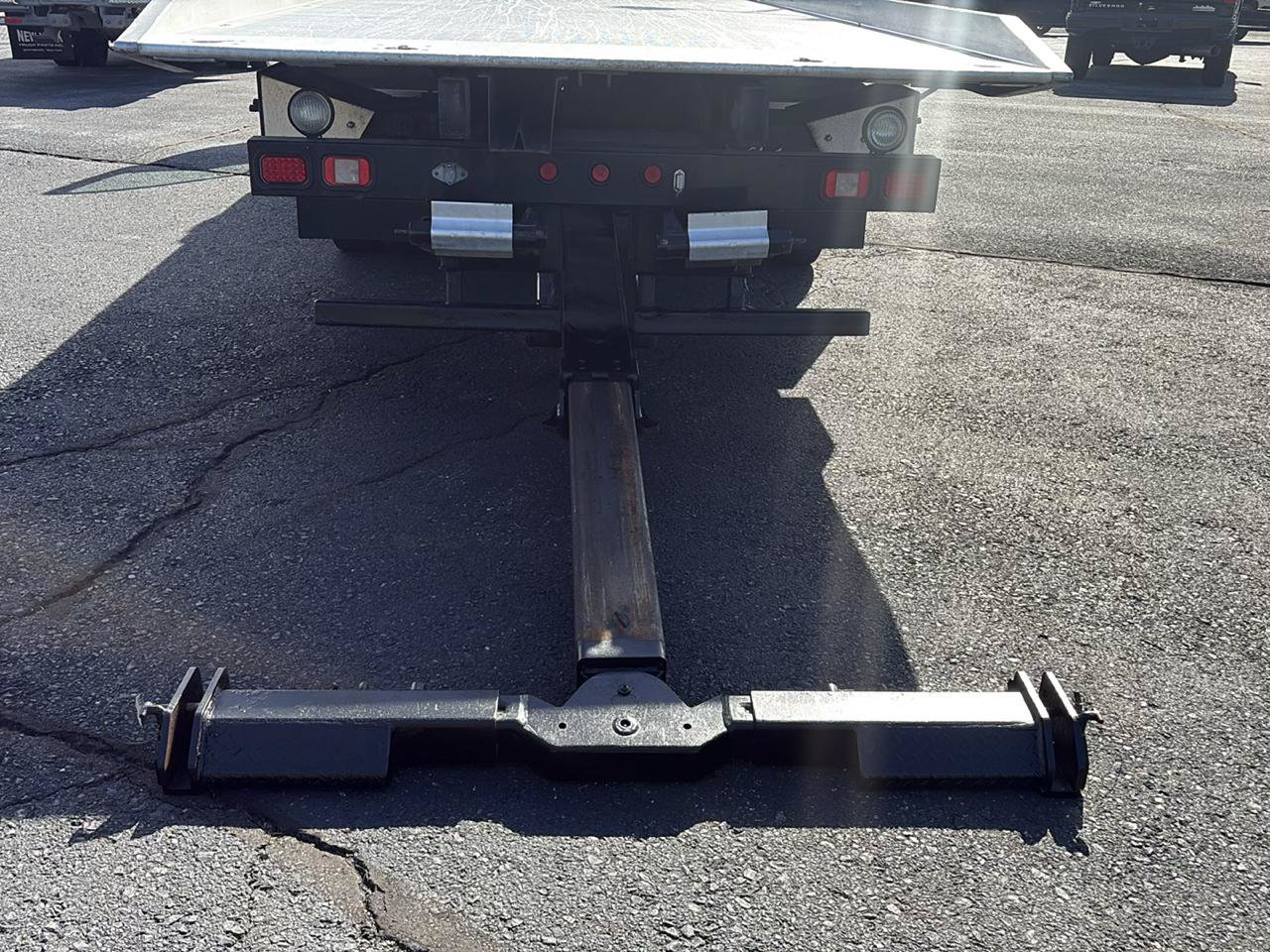 Used 2012 RAM 5500 SLT RWD image 32
