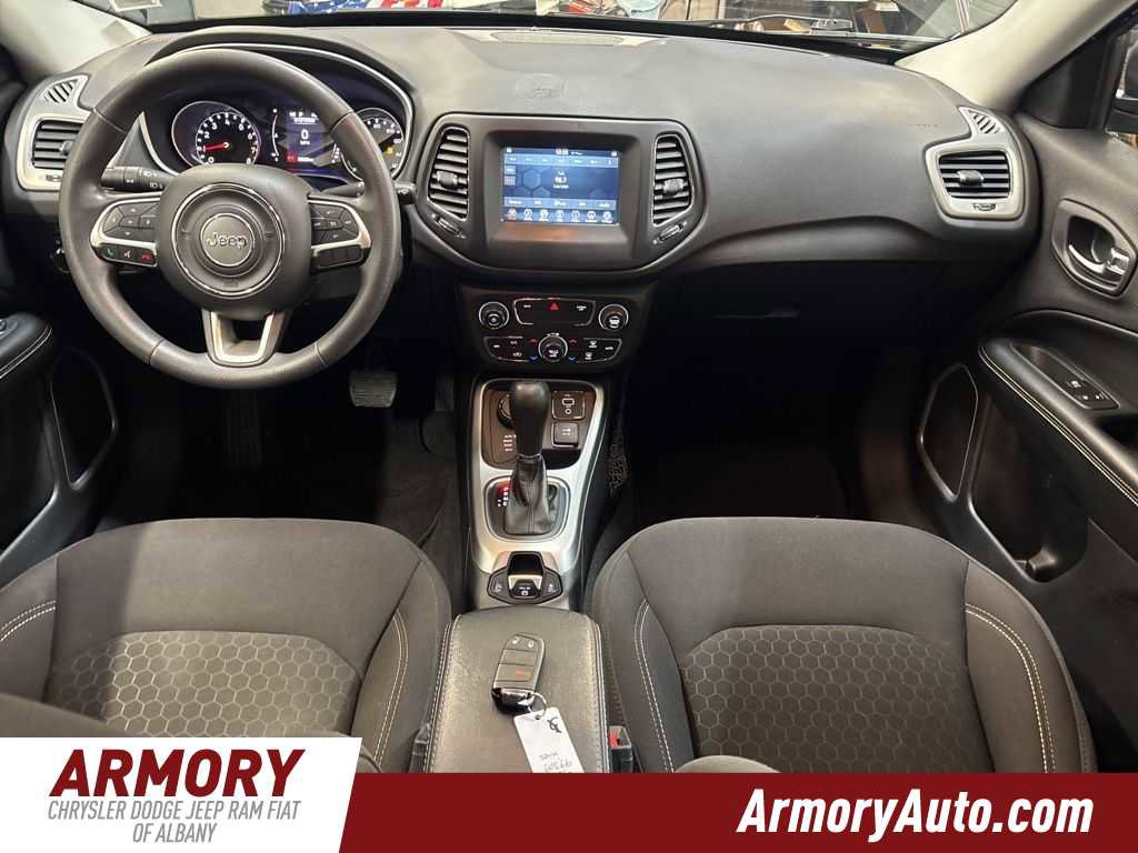 Used 2020 Jeep Compass Sport image 33