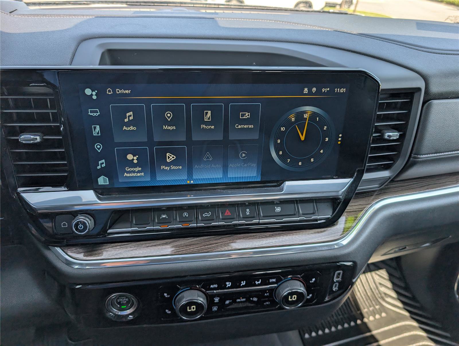Used 2024 Chevrolet Silverado 1500 RST AWD/4WD image 25