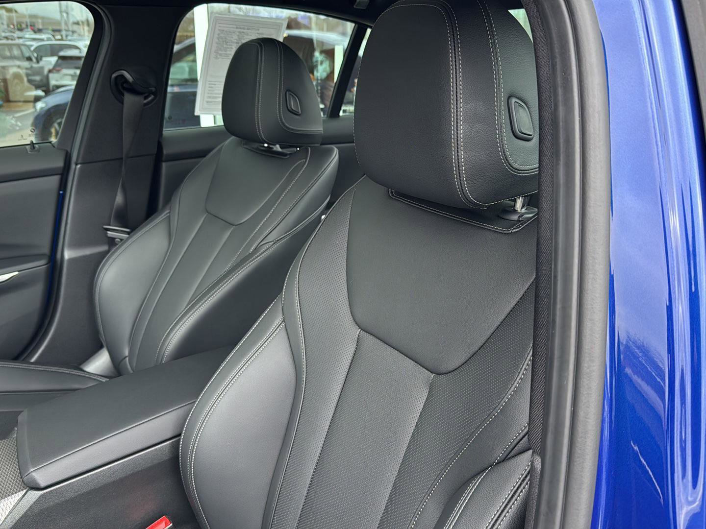 Used 2025 BMW M340i image 26