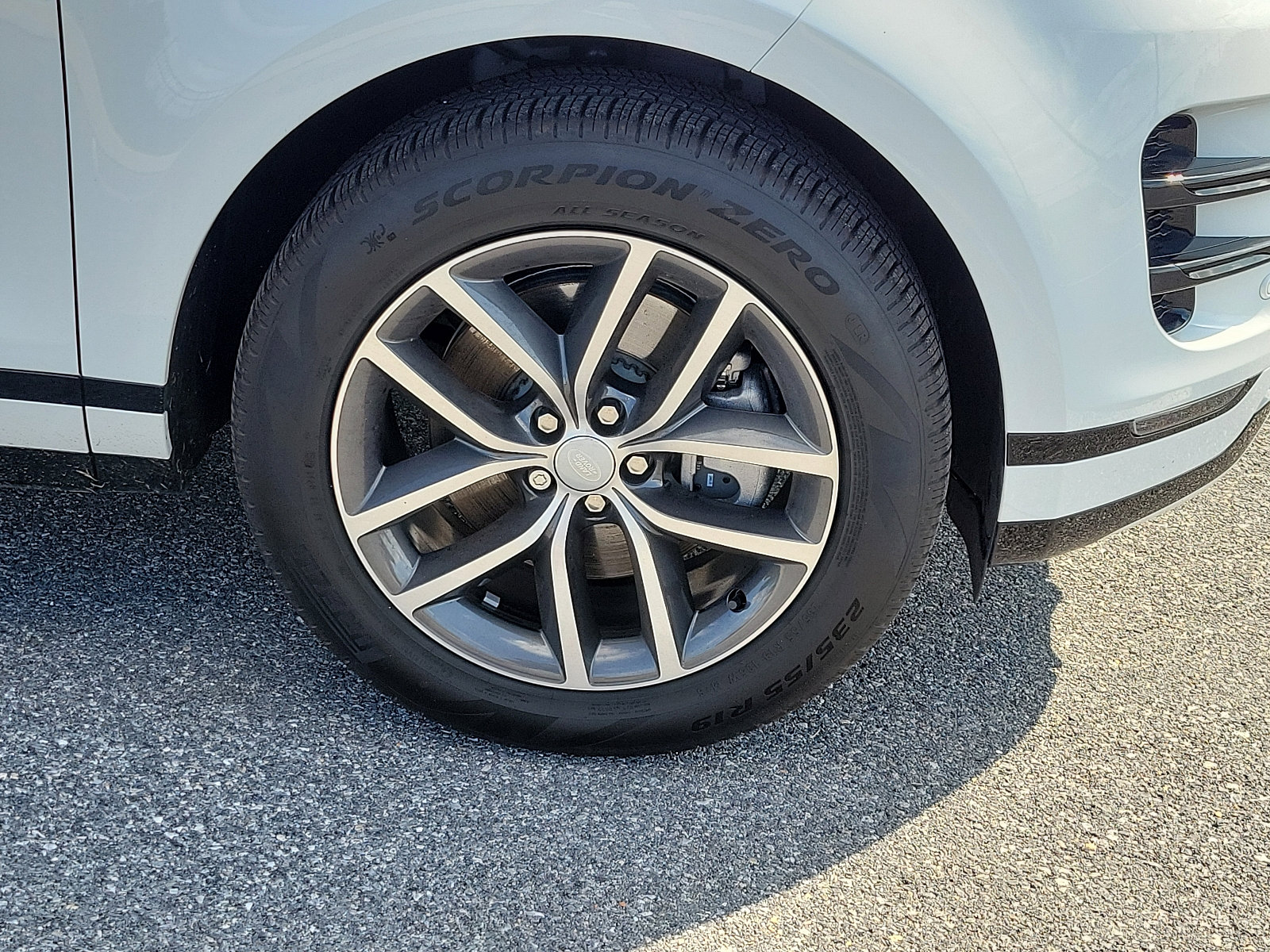 Used 2024 Land Rover Range Rover Evoque Dynamic SE image 7