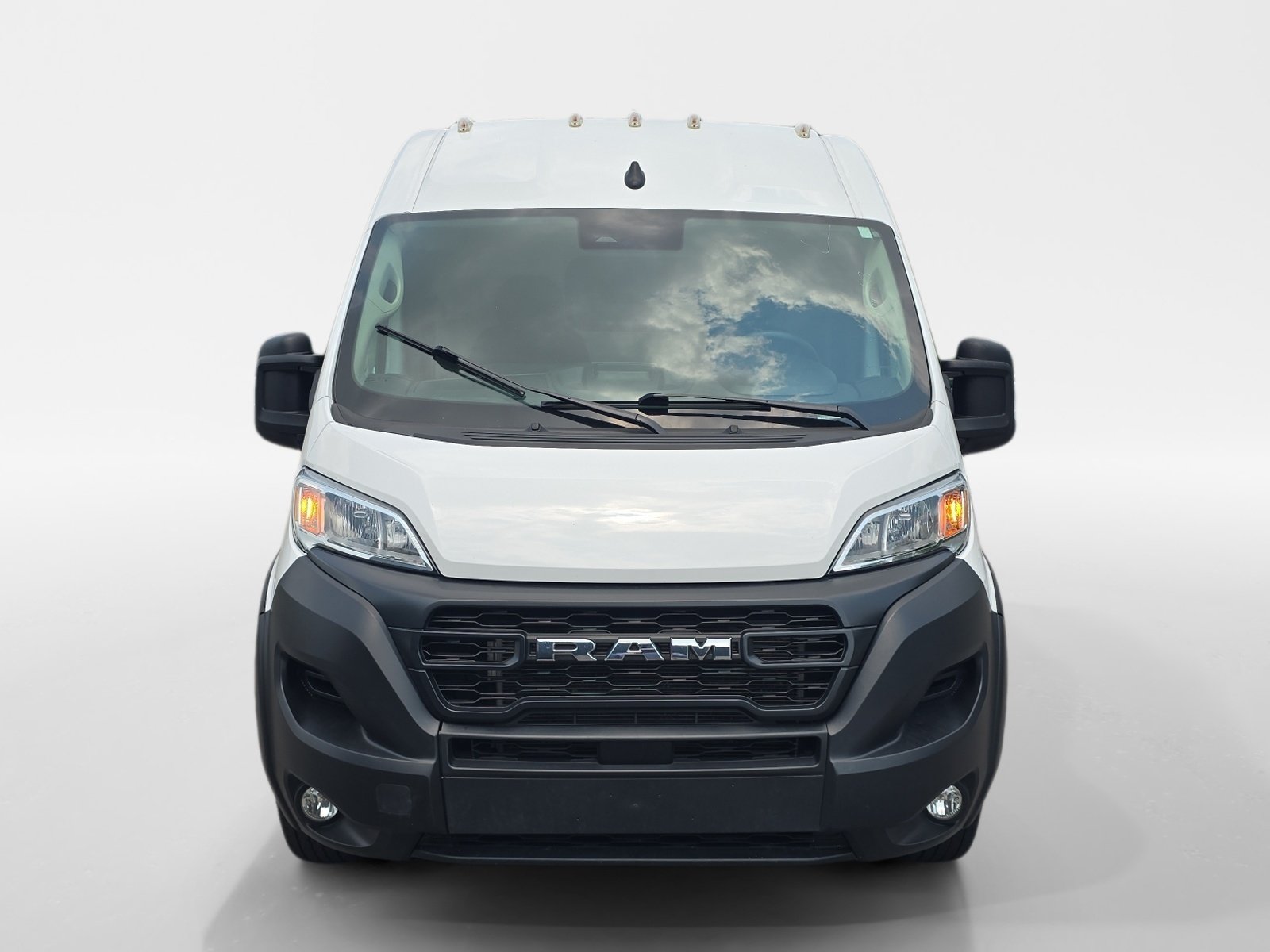 Used 2024 RAM ProMaster 2500 w/ Convenience Group FWD image 9