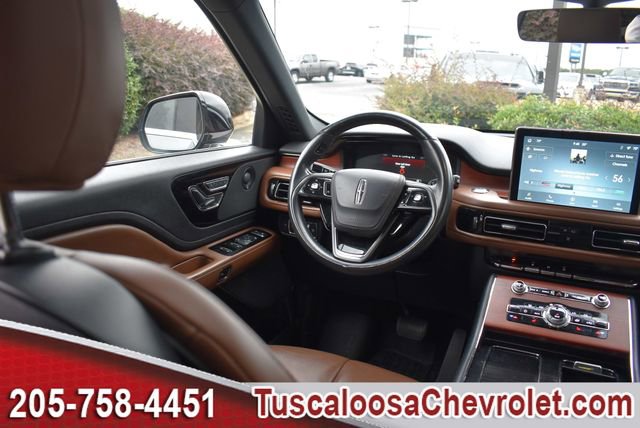 Used 2022 Lincoln Aviator Reserve image 32