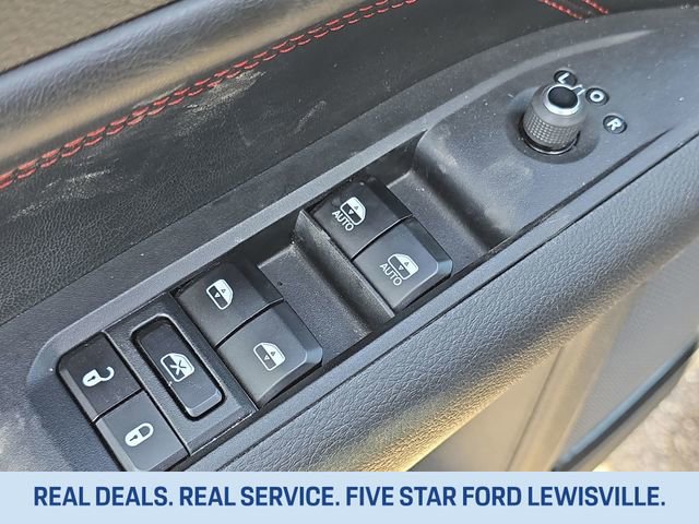 Used 2024 Jeep Compass Trailhawk image 12