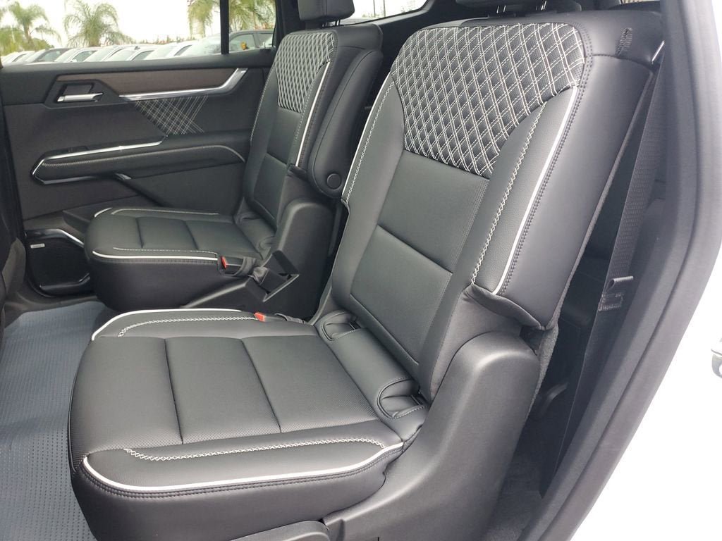 New 2026 GMC Acadia Denali w/ Super Cruise Package FWD image 14