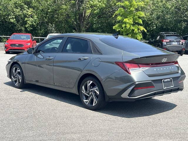 Certified 2025 Hyundai Elantra Sport FWD image 11