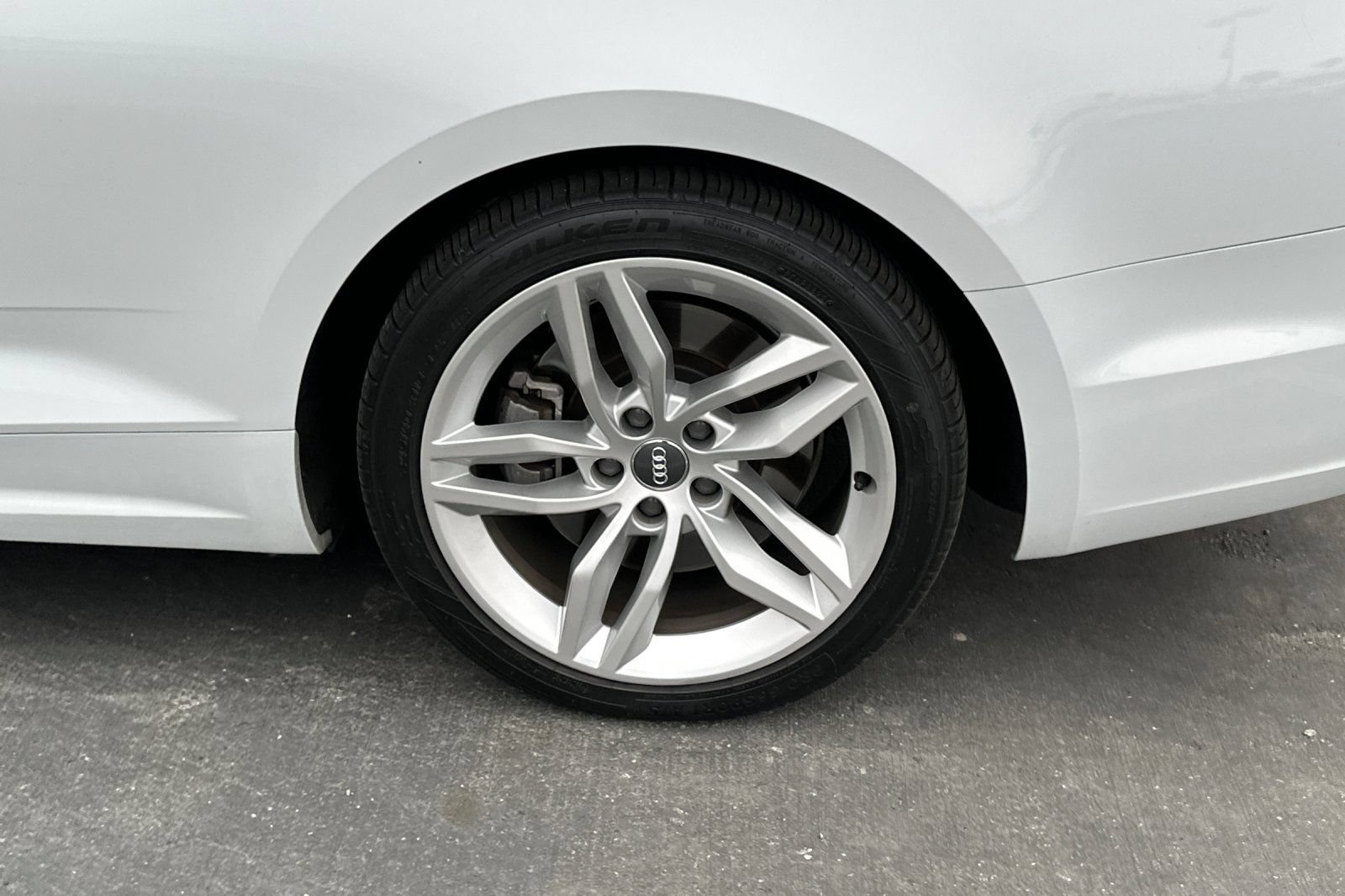 Used 2019 Audi A5 2.0T Premium Plus w/ Premium Plus AWD/4WD image 4