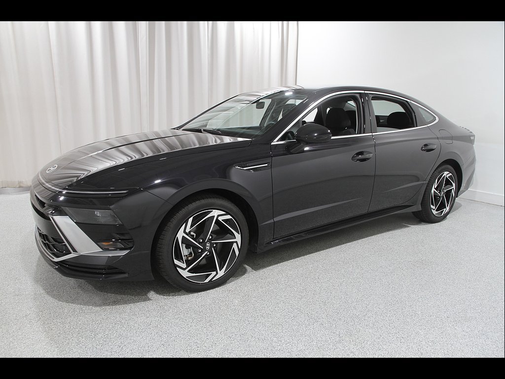 Certified 2026 Hyundai Sonata SEL FWD image 3