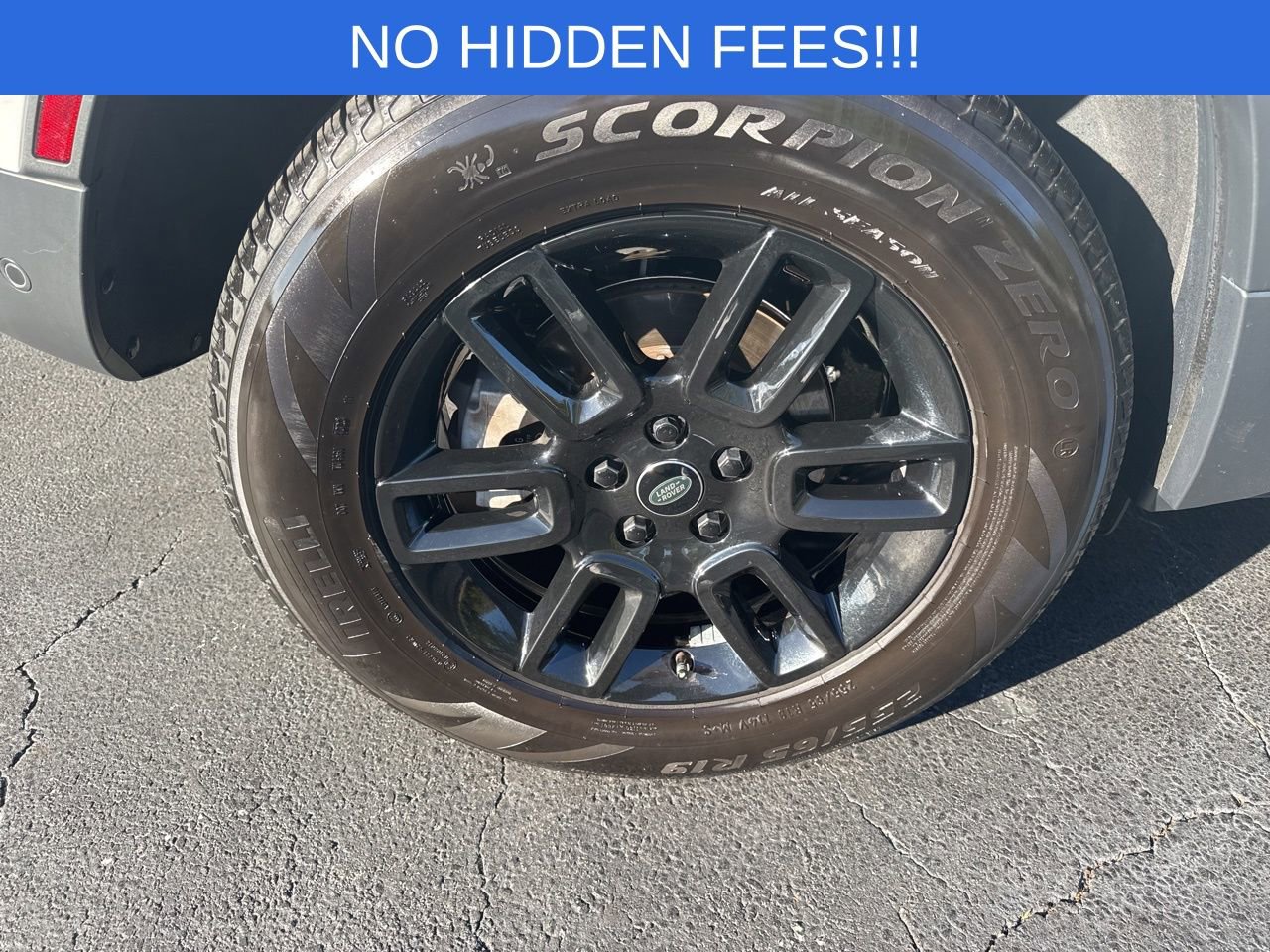 Used 2023 Land Rover Defender 110 S image 13