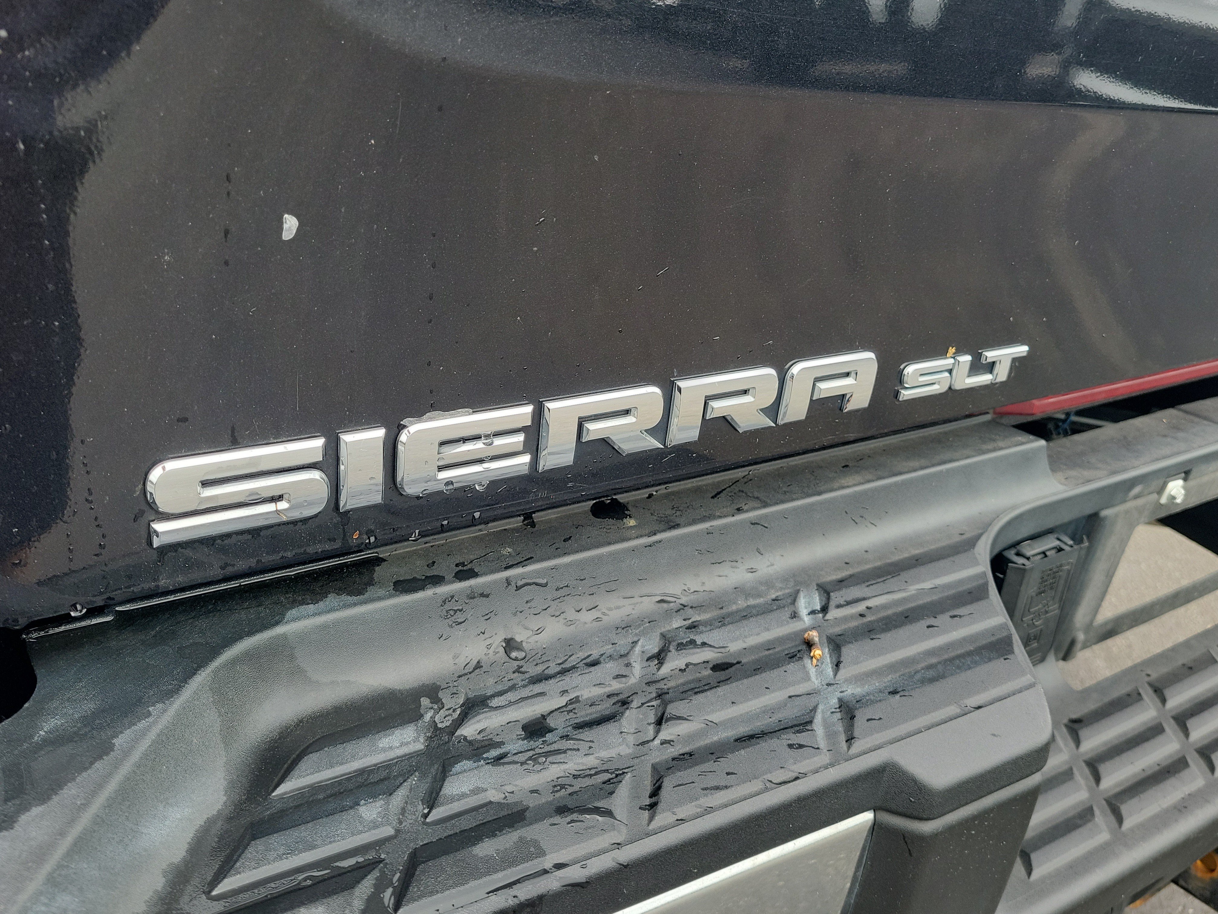 Used 2009 GMC Sierra 3500 SLT w/ SLT Convenience Package AWD/4WD image 6