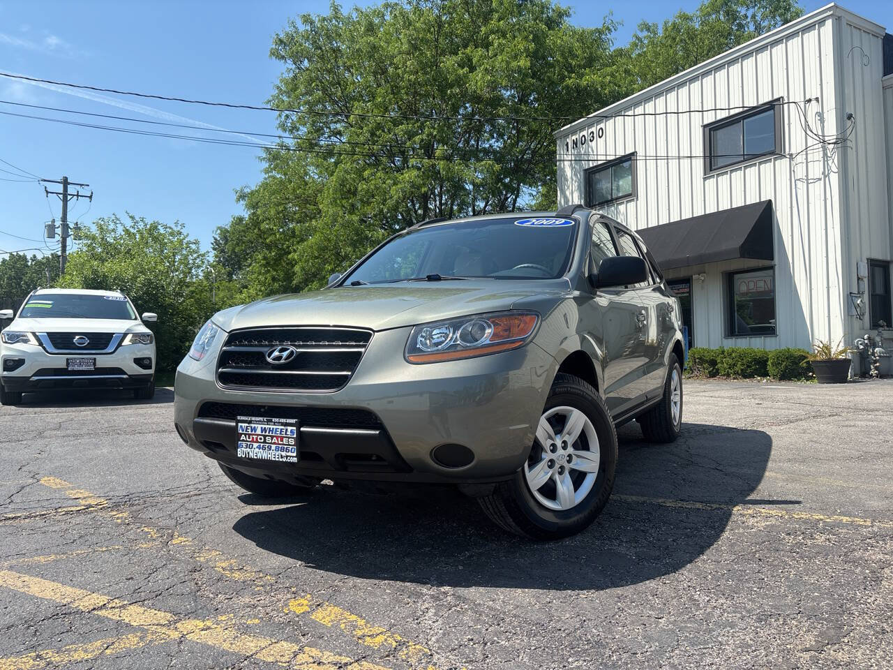Used 2009 Hyundai Santa Fe GLS FWD image 1