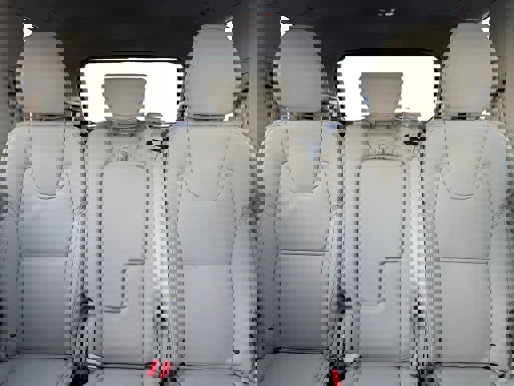 New 2026 Volvo XC90 T8 Ultra w/ Protection Package Premier image 24