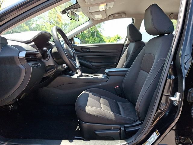 Used 2024 Nissan Altima 2.5 S FWD image 13