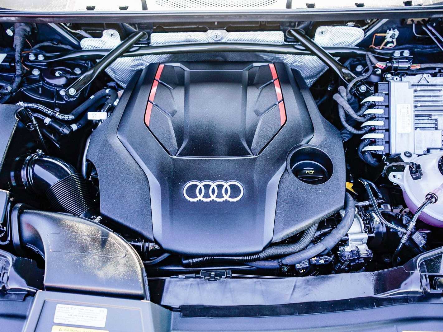 Used 2023 Audi SQ5 Premium Plus w/ Premium Plus Package image 26