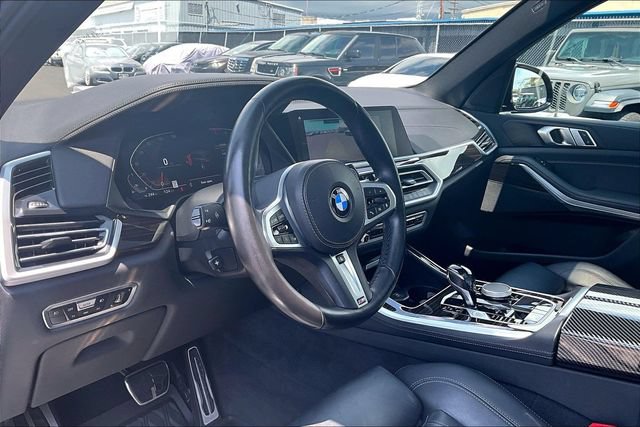 Used 2021 BMW X5 xDrive40i w/ M Sport Package AWD/4WD image 13