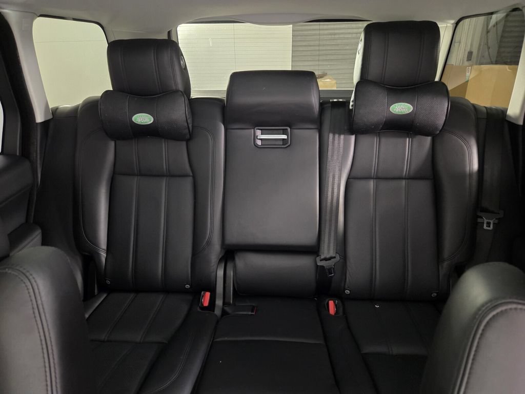 Used 2015 Land Rover Range Rover Supercharged AWD/4WD image 21