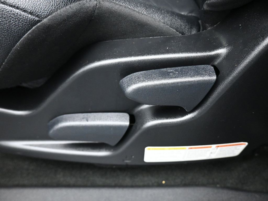 Used 2017 Toyota Sienna SE w/ SE Preferred Package image 30