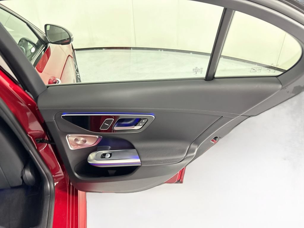 Used 2025 Mercedes-Benz C 300 Sedan image 27