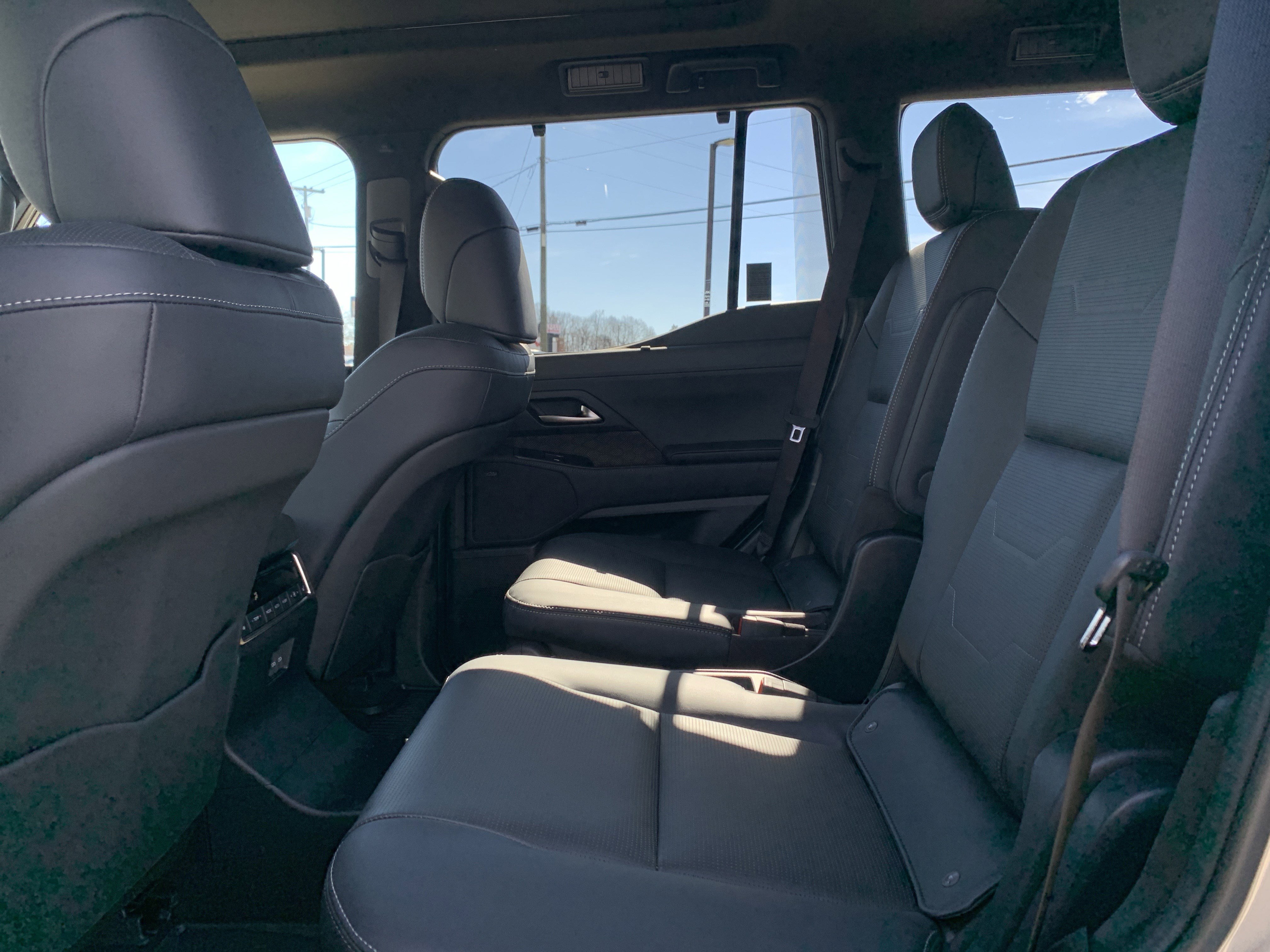 Certified 2026 Lexus GX 550 w/ Accessory Package (2T) image 32