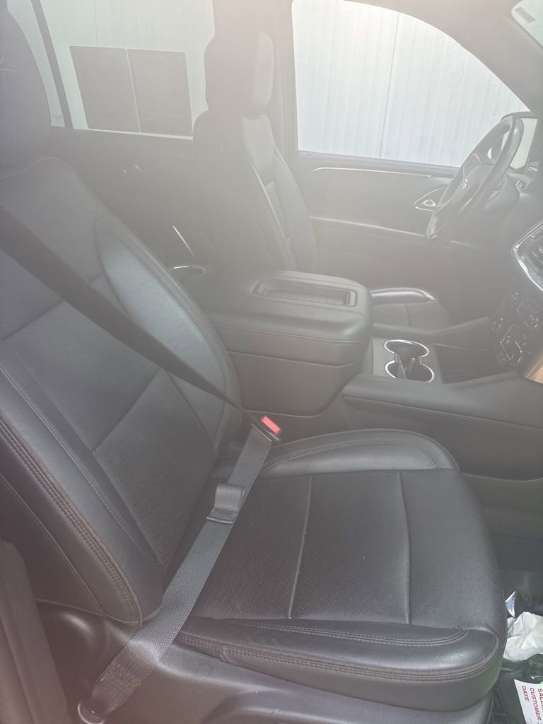 Used 2022 Chevrolet Tahoe High Country AWD/4WD image 15