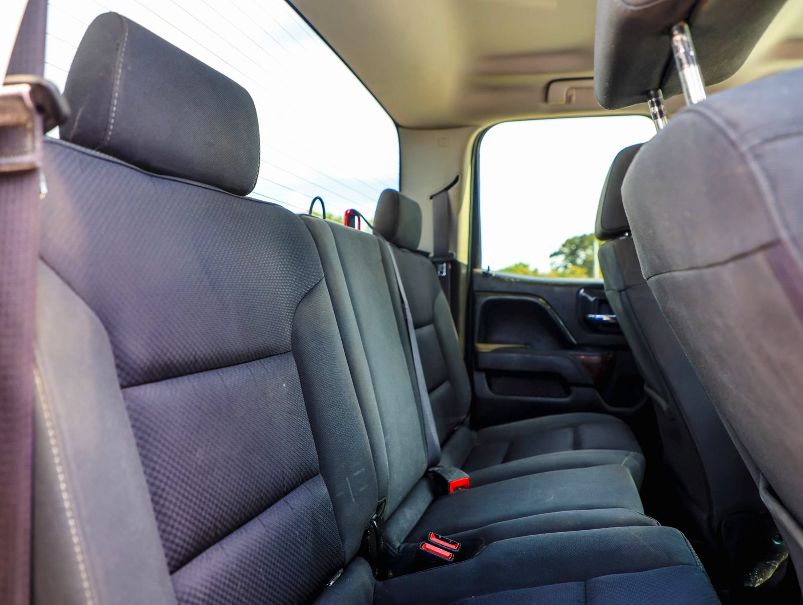 Used 2017 GMC Sierra 2500 SLE w/ SLE Fleet Preferred Package AWD/4WD image 9