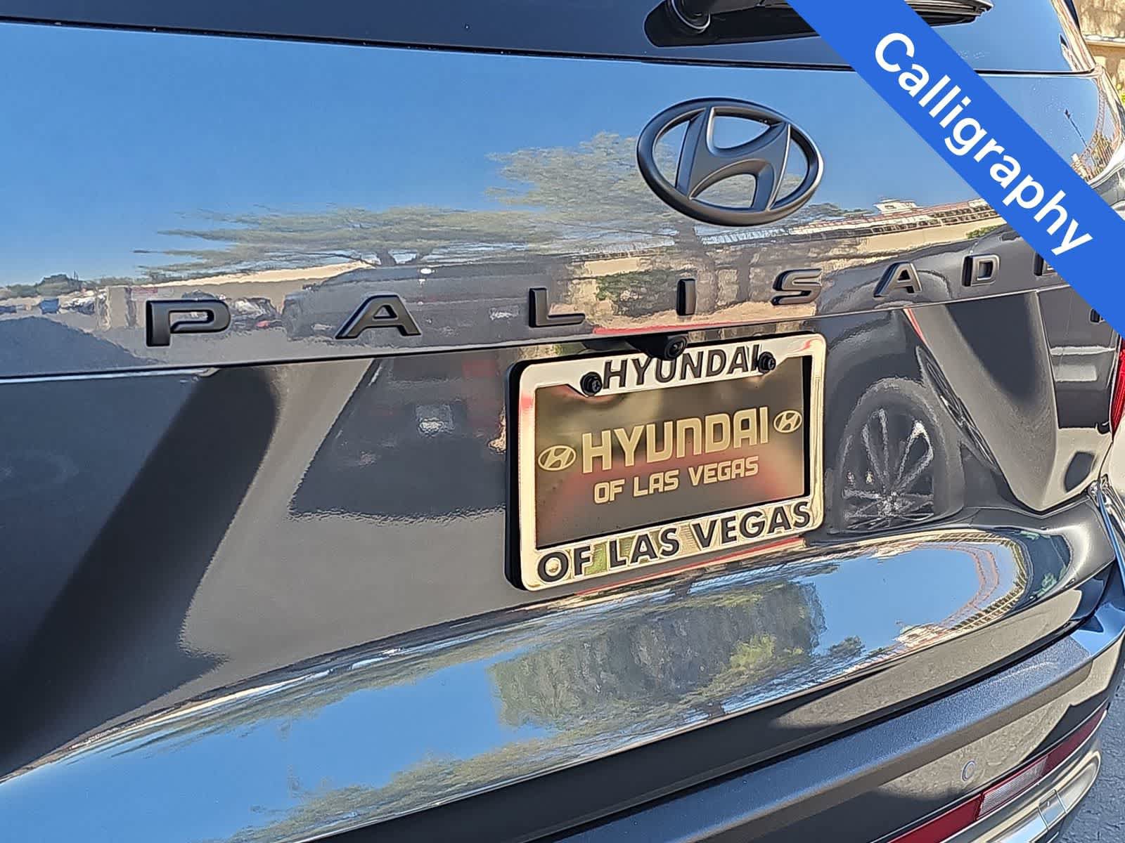 Certified 2024 Hyundai Palisade Calligraphy AWD/4WD image 11