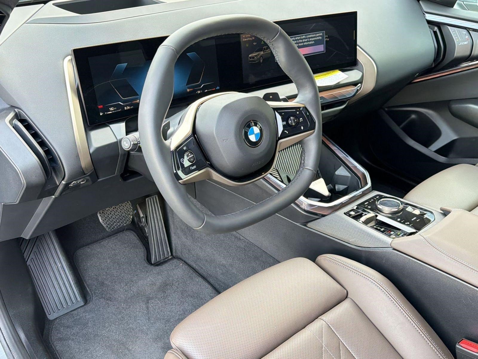 Used 2025 BMW X3 xDrive30i w/ Premium Package AWD/4WD image 4