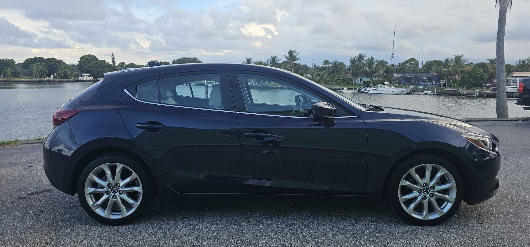 Used 2015 MAZDA MAZDA3 s Grand Touring FWD image 18