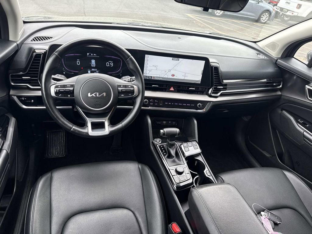 Used 2023 Kia Sportage EX AWD/4WD image 14
