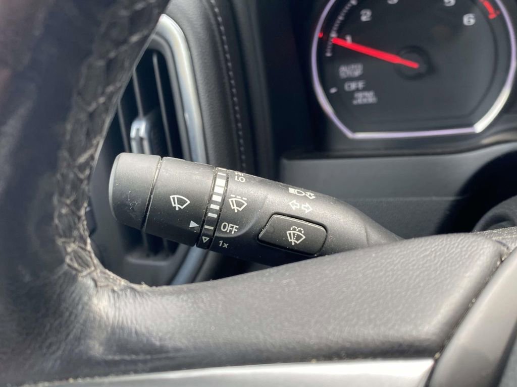 Used 2021 Chevrolet Silverado 1500 RST image 32