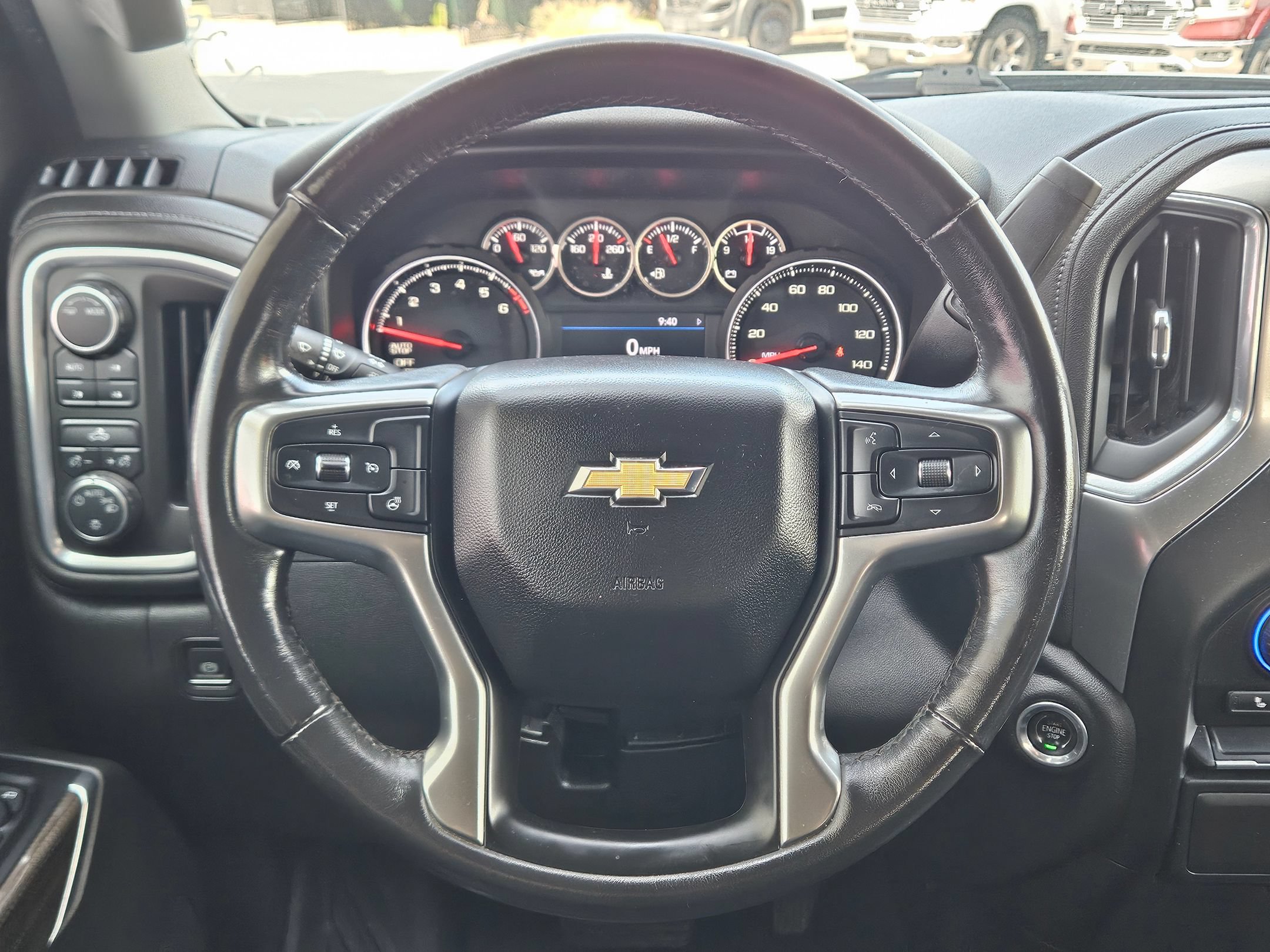 Used 2020 Chevrolet Silverado 1500 LT AWD/4WD image 15
