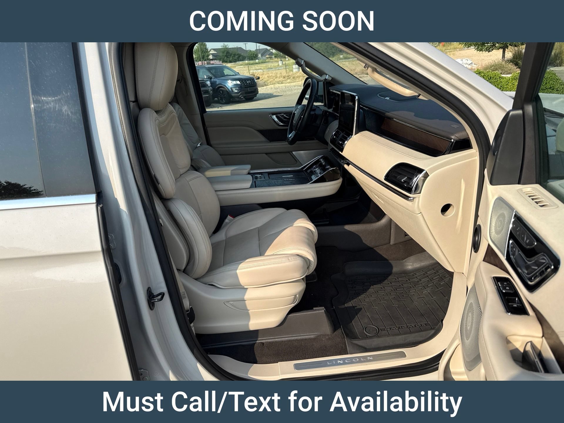 Used 2020 Lincoln Navigator Reserve w/ Equipment Group 208A Reserve AWD/4WD image 12
