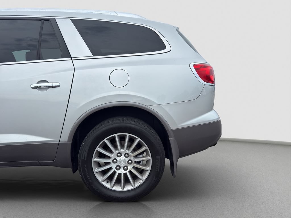 Used 2012 Buick Enclave Leather AWD/4WD image 30
